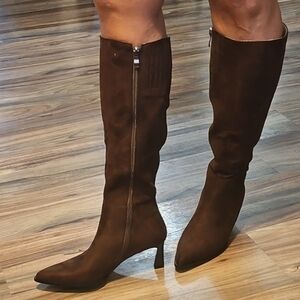Chic Brown Heeled Boots for Women
